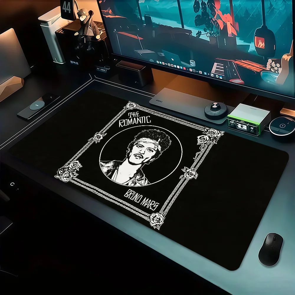 Singer B-Bruno Mars Mouse Pad Large Non-slip Lockedge Desktop Computer Desk Mat Keyboard Writing MousePad Office Gamer Student