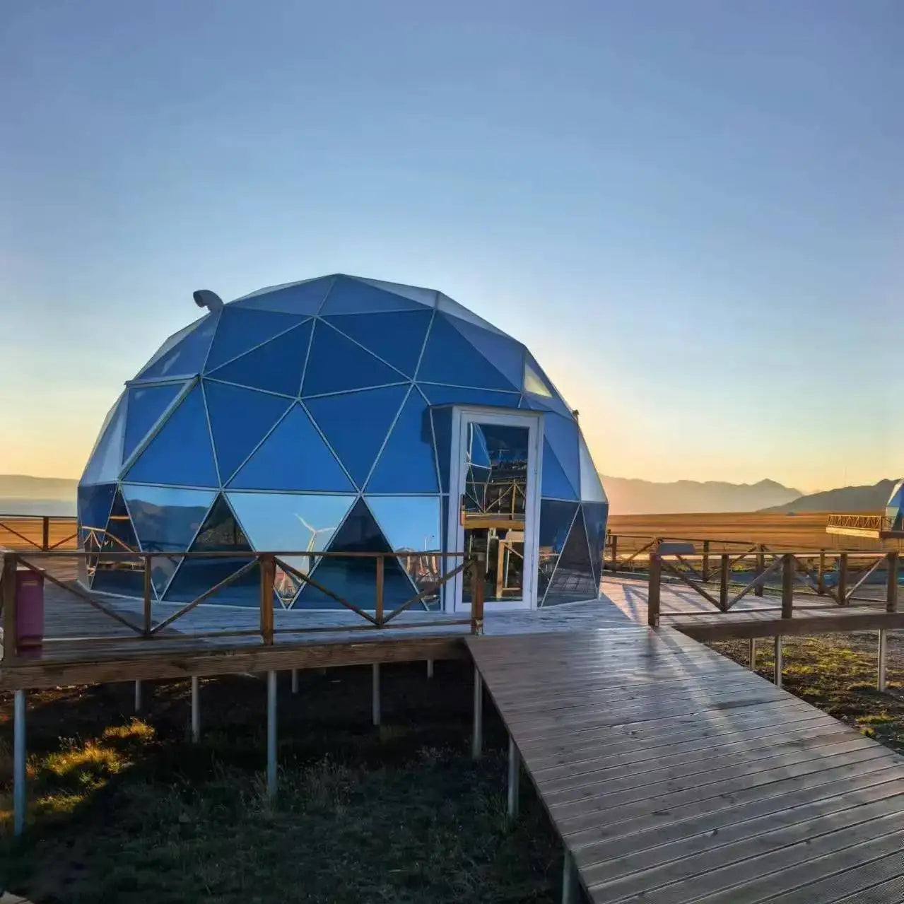 Luxury Transparent Glass Geodesic Dome Tent Aluminum Frame Four Season Outdoor Glamping House Hotel Resort Custom