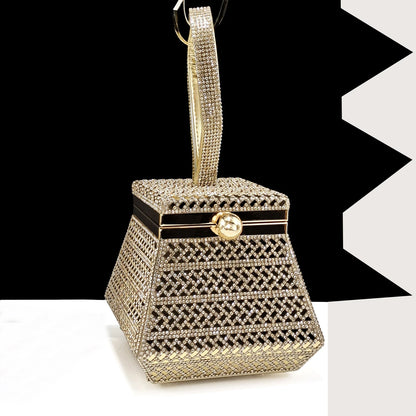 2026 Diamond Women Luxury Clutch Evening Bag Wedding Crystal Ladies Cell Phone Pocket Purse Female Wallet for Party Quality Gift