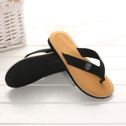 Hot High Quality Men Beach Shoes Summer Casual Flat Slippers Male Indoor Bathroom Anti-Slip Flip Flops Man Flip-Flops Men Sandal