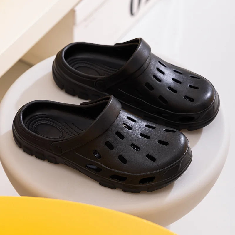 Kidmi New Women Clogs Slippers Outdoor Waterproof Beach Sandals Unisex Nonslip Hole Shoes EVA Flat Sandals Home Shower Slippers