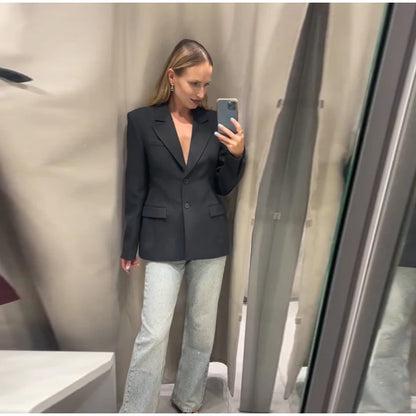 Elegant Shoulder Pad Slim Suit Jackets Women Solid Lapel Long Sleeved Jacket Female 2025 Spring Chic Daily Style Outwears Tops