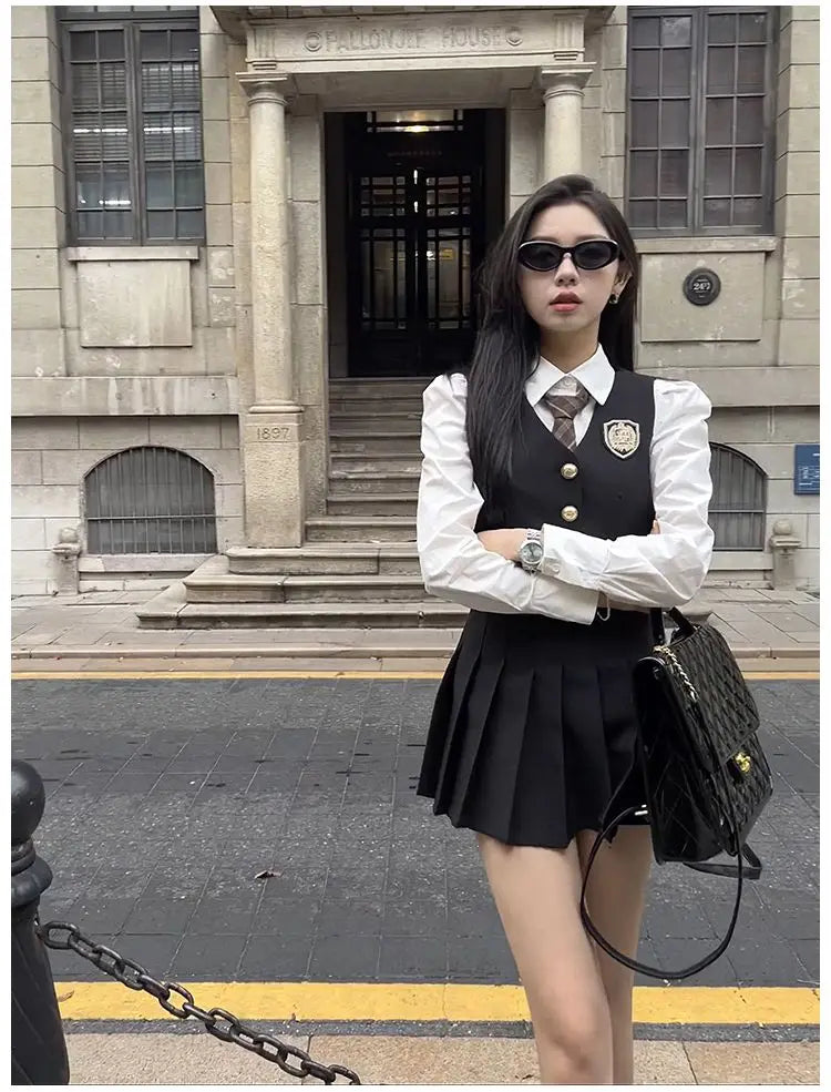 2024 england style uniform jk set suit autumn new suit waistcoat long sleeve shirt pleated skirt fashion three-piece women w753