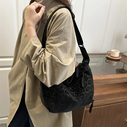 1pc Leopard Print Crossbody Bag for Women, Trendy Casual Shoulder Purse with Adjustable Strap, Fashionable Zipper Pocket Purse