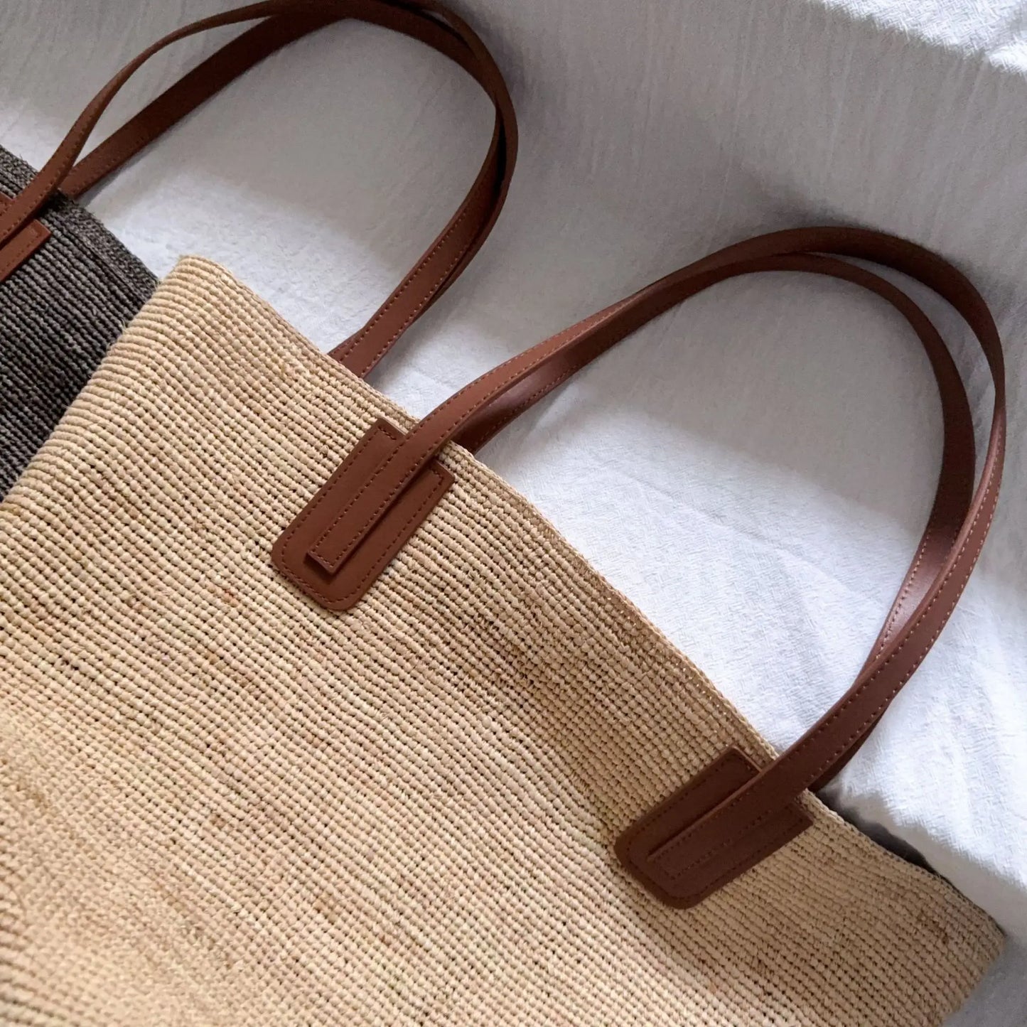 Casual Straw Tote Bag Designer Letters Large Capacity Women Handbags Handmade Woven Summer Beach Bag Commuter Shopping Purses