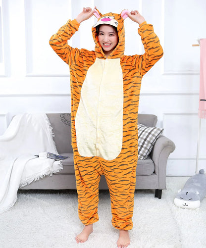 Adults and Children's Kigurumi Animal Onesies Unicorn Bear Pajamas Cartoon Frog Panda Women Men Warm Flannel Hooded Sleepwear