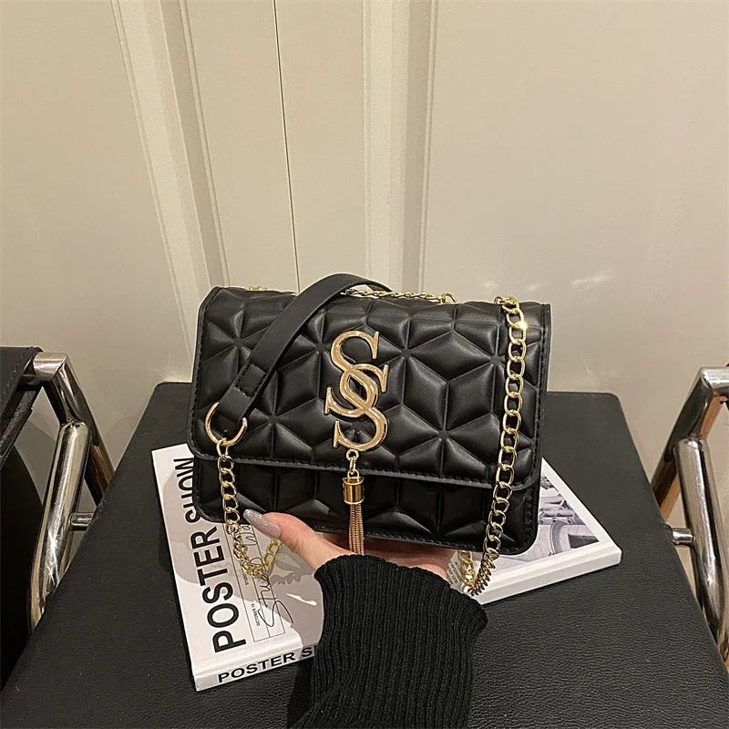 Light Luxury Trend Argyle Quilted Small Square Bag Metal Letter Tassel Flap Crossbody Bags Commuting Fashion Shoulder Bag