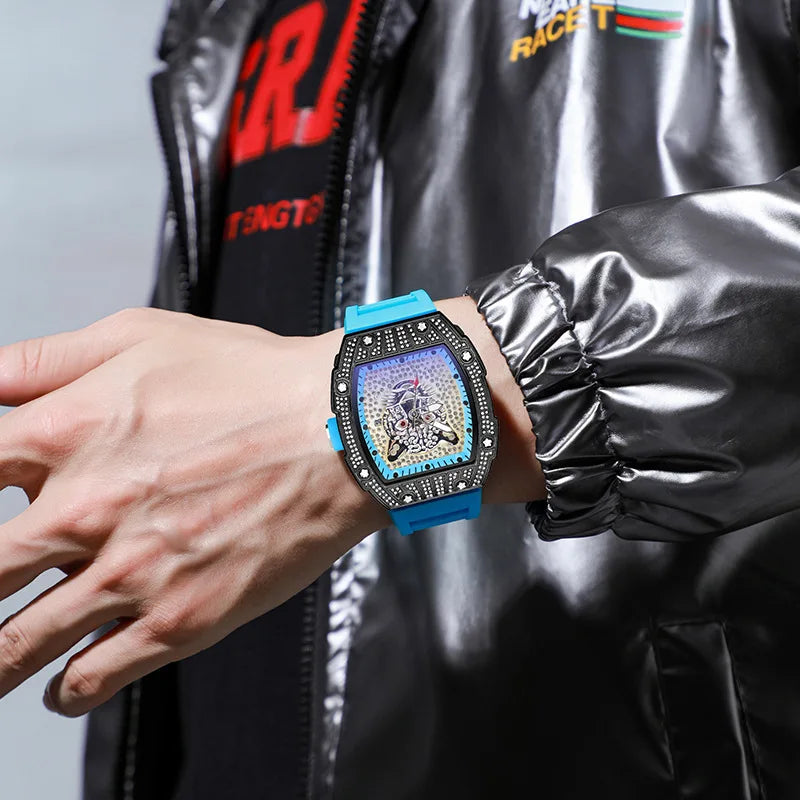 Tonneau Hollow Diamond Leopard Dial Quartz Watch Men Luxury Luminous Fashion Waterproof Rubber Sport Watches Men Steel Men Clock
