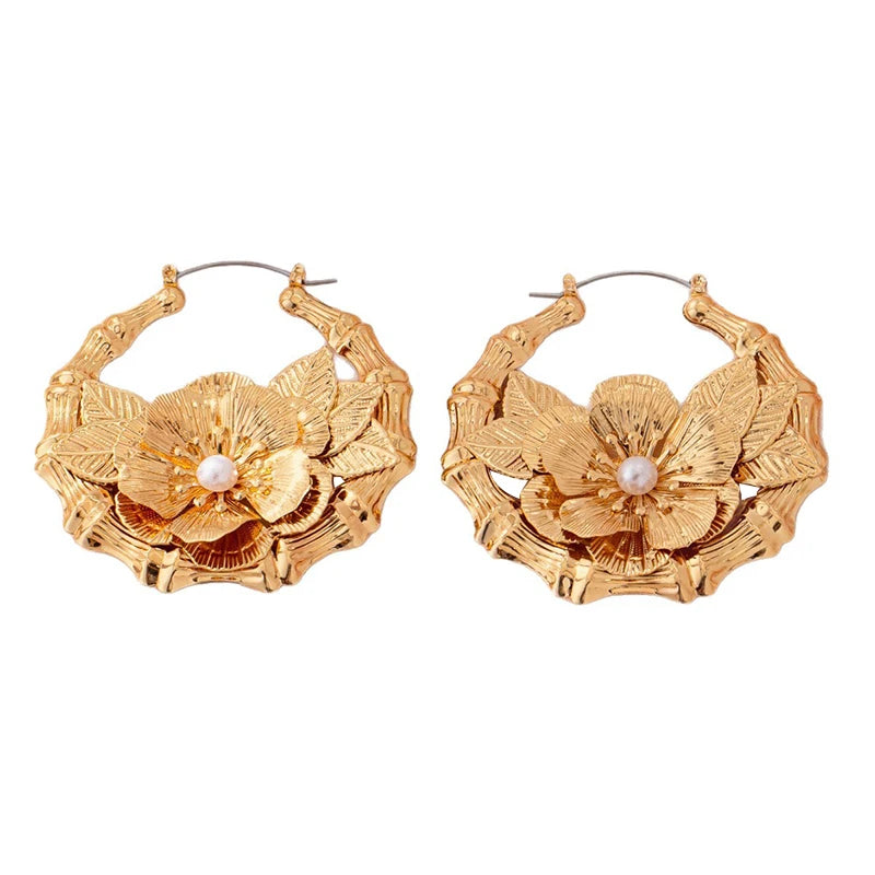 Large Metal Clip On Hoop Earrings Flower Imitation Pearl Fashion Jewelry For Women Holiday Accessories Trendy Style Gifts MQF138