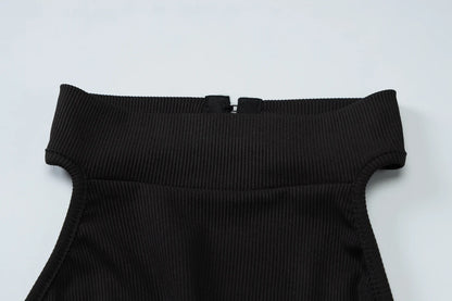 Hugcitar Ribbed Halter Backless Solid Button Sexy Bodycon Skinny Jumpsuit Summer Women Fashion Vacation Romper Streetwear Club