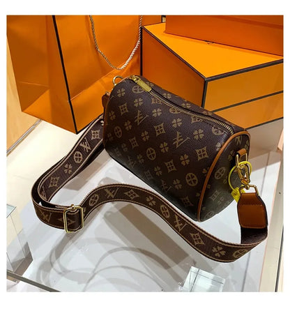 New designer luxury women's handbag multifunctional sloping shoulder handbag portable travel daily handbag