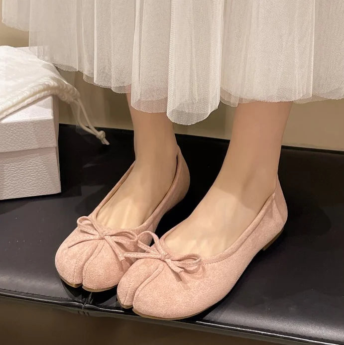 Luxury Brand Spring Retro Women's Bow Split Hoof Toe Single Shoes Comfortable Rubber Bottom Ladies Tabi Ninja Ballet Flat Shoes