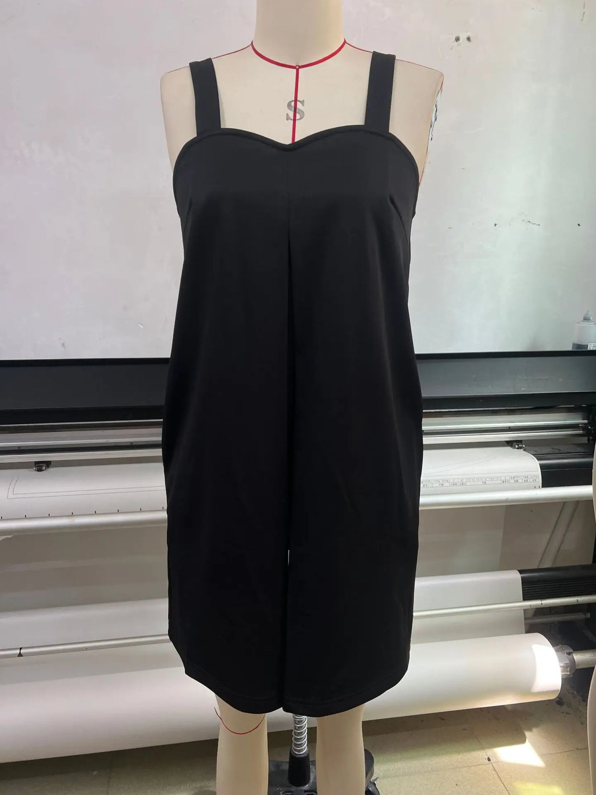 Women Sleeveless Strap Short Romper Heart Neck Pleated Wide Leg Jumpsuit With Pockets Loose Summer Casual Beach Vacation Outfit