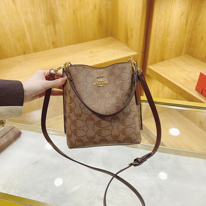 Advanced Women's Bag 2026 New Fashion Luxury Retro Large Capacity Bucket Bag Versatile Single Shoulder Crossbody Bag Trend