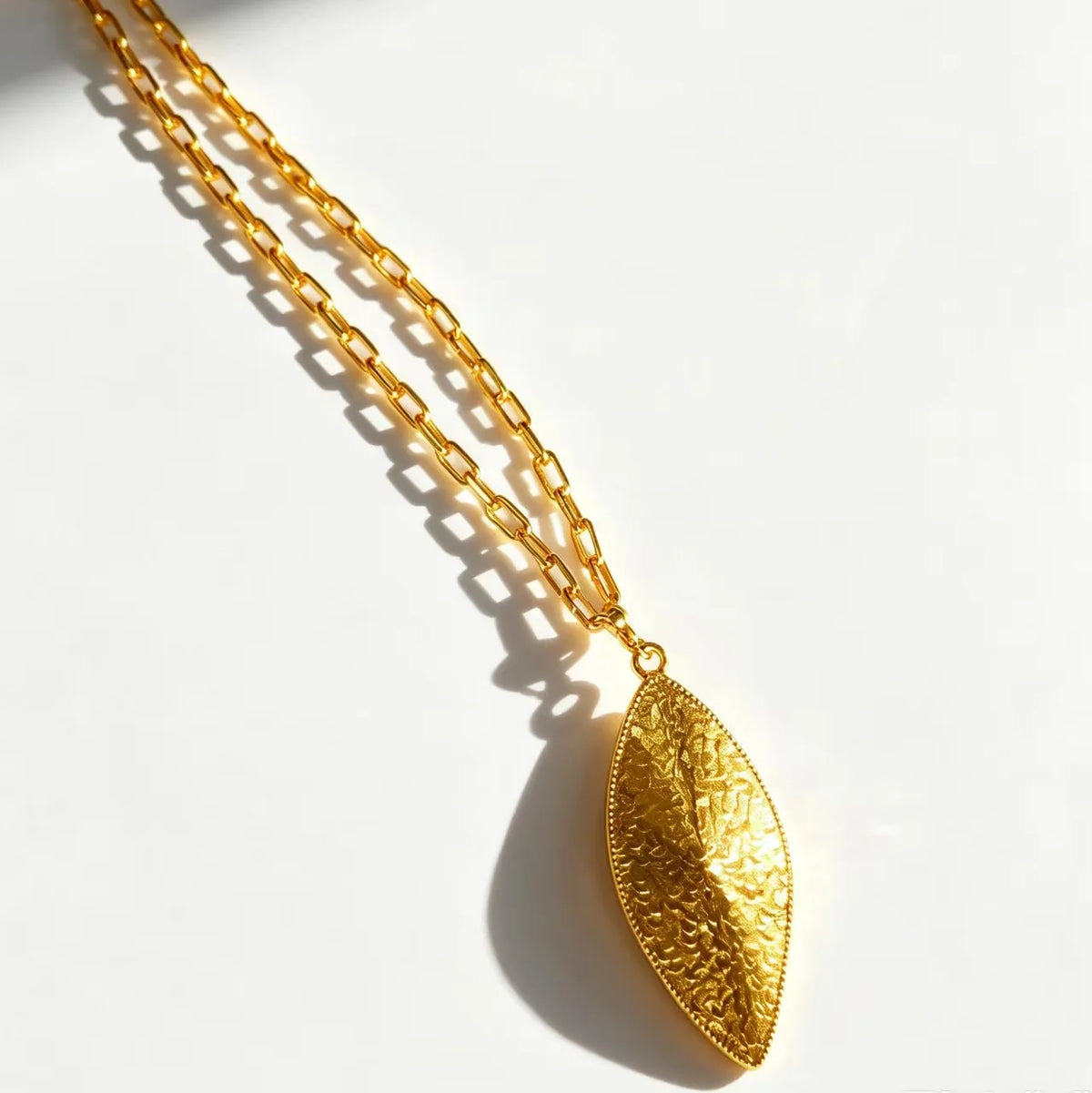 Luxury 18K white Solid Platinum PT950 leaf-shaped necklace women's Chinese style retro high-end clavicle chain