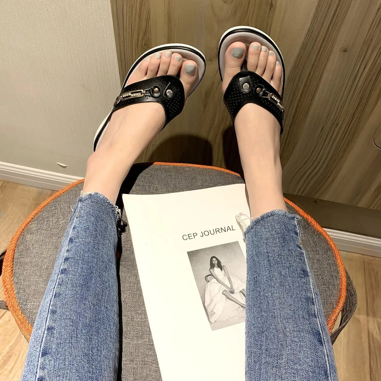 Sandals for Women Flip Flops Metal Button Slides Slipper Beach Dance Non-slip Casual Wedge Shoes Female Summer Slippers Sandals