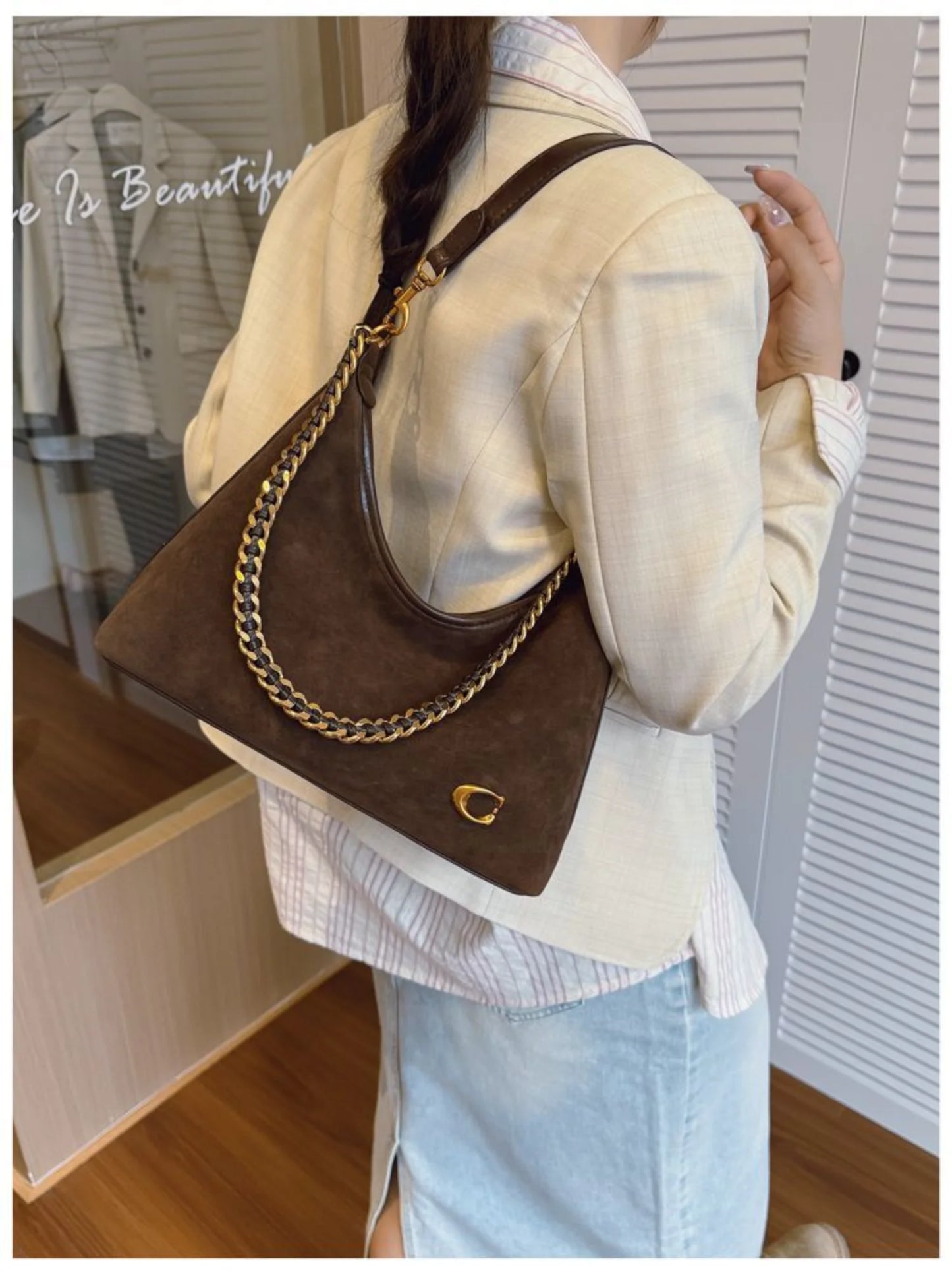 Women's New Light Luxury Fashionable High-End Black Suede Shoulder Crossbody Bag,Versatile for Commuting,Large Capacity Tote Bag