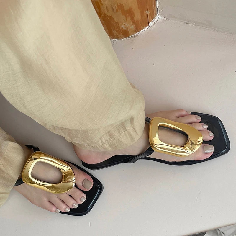 New In 2025 Luxury Women Slippers Summer Beach Fashion Metal Flip Flops Female Slides Slippers Ladies Flats Sandals Shoes
