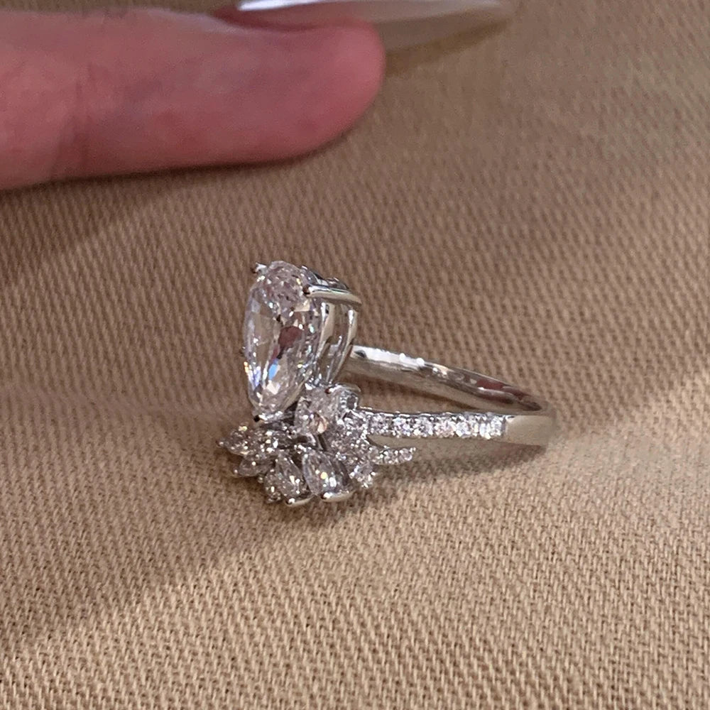 2CT D Color Pear Cut Moissanite Diamond Ring with GRA Crown Waterdrop Lab Diamond Promise Wedding Band 925 Silver Luxury Jewelry