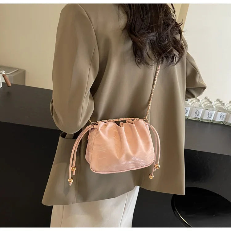 Chain Bag Ladies PU Leather Shoulder Bags Purse for Women Fashion Crossbody Bags Underarm Bag Small Square Satchel Handbag Bolas
