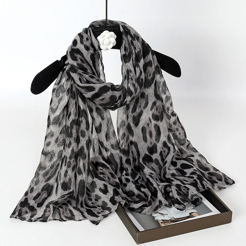2025 New Vintage Voile Scarf Leopard Print Hijab for Women Lightweight Sunscreen Head Wrap Beach Cover-Up Windproof Travel Scarf