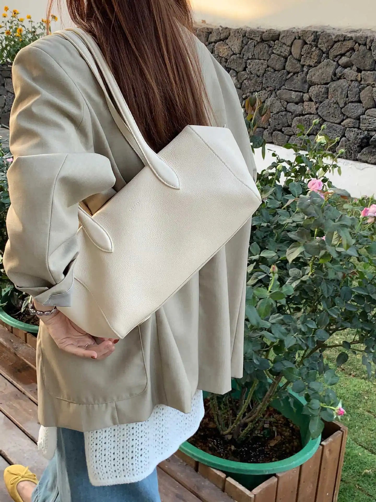 Genuine Grade Leather Women's Shoulder Bag Luxury Designer Brand Ladies Soft Cowhide Large Tote for Woman Ladies Bowling Bag New