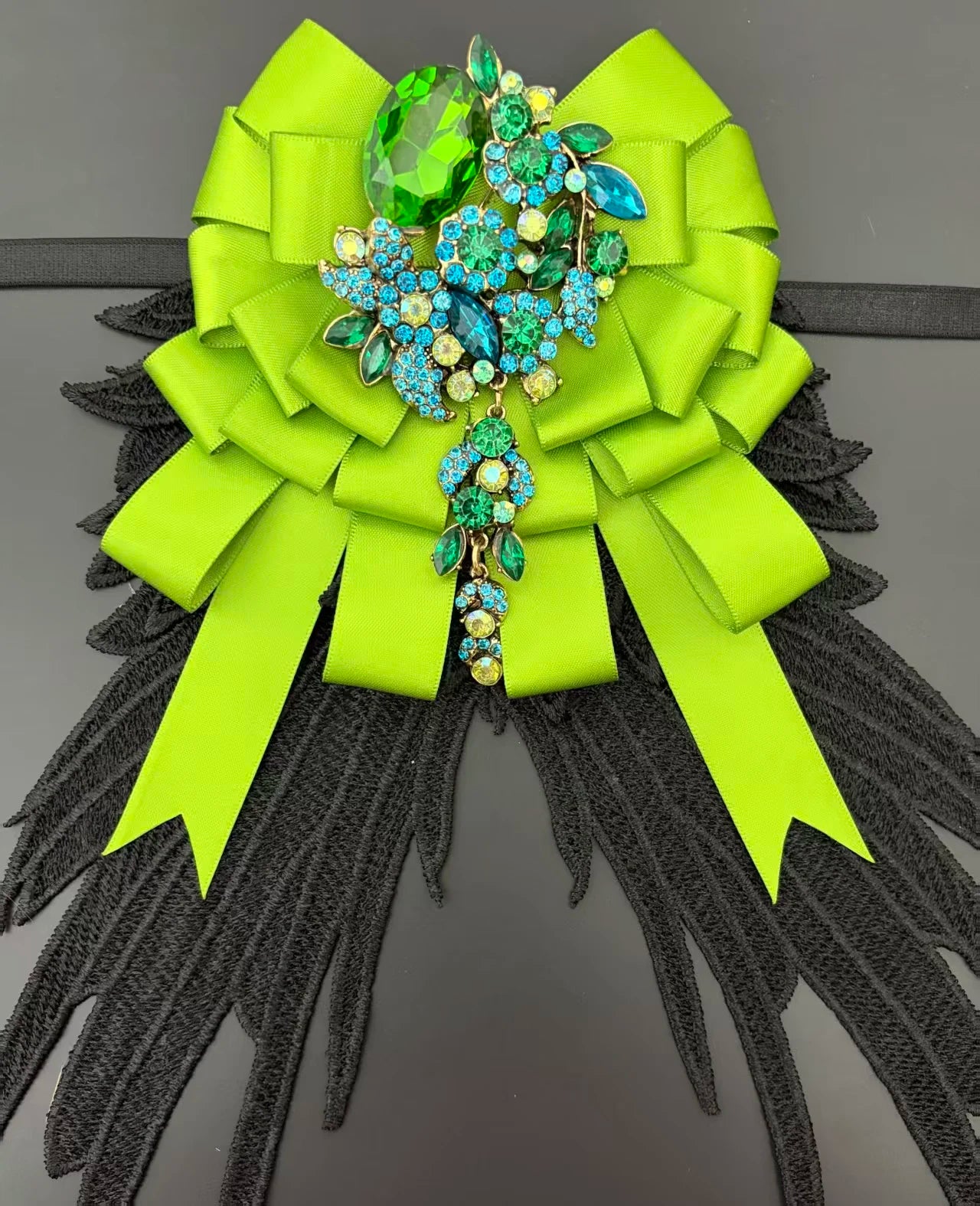 Luxury Rhinestone Mesh Wing Bow Brooch  Elegant Banquets Dress and Wedding Shirts Lapel Flower Bow Tie  Unisex Gift Accessory
