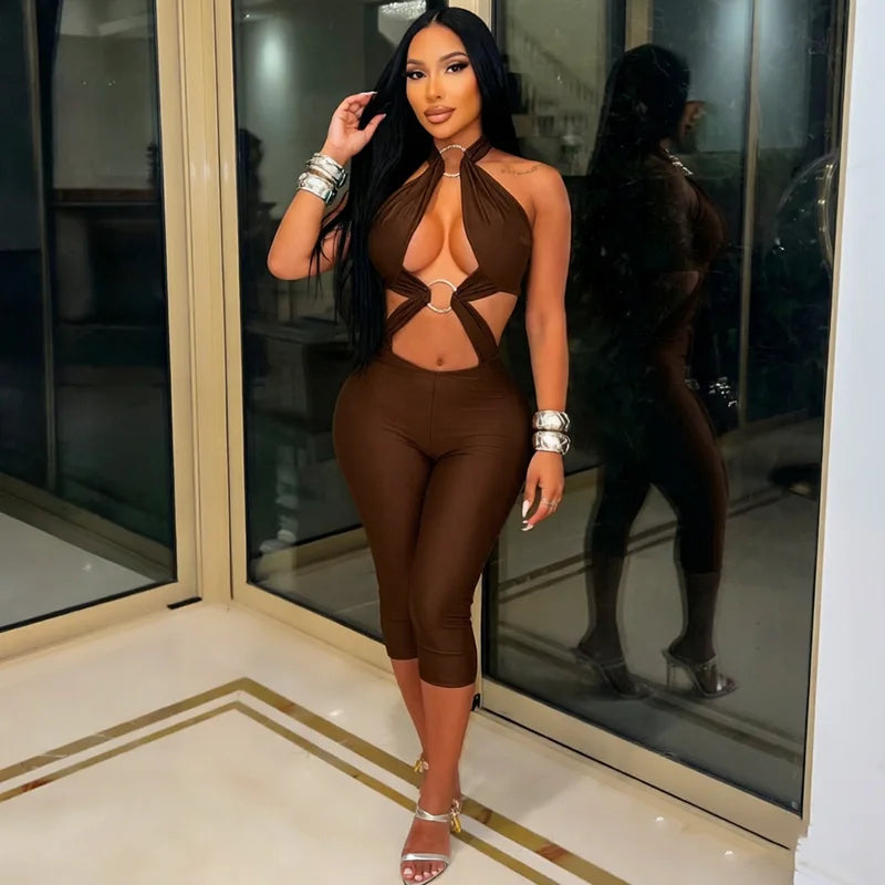 Stylish Lady Halter Jumpsuit Women Metal Ring Cutout Splicing Bodycon Capri Jumpsuit Backless Hollow Out Slim Club Party Romper