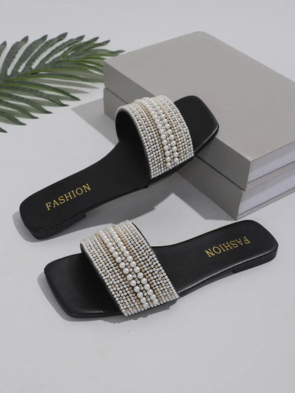 Women's Flat Bottom Sandals 2025 Summer New Style Beaded Rhinestone Shoes Womens Outdoor Fashion Slippers