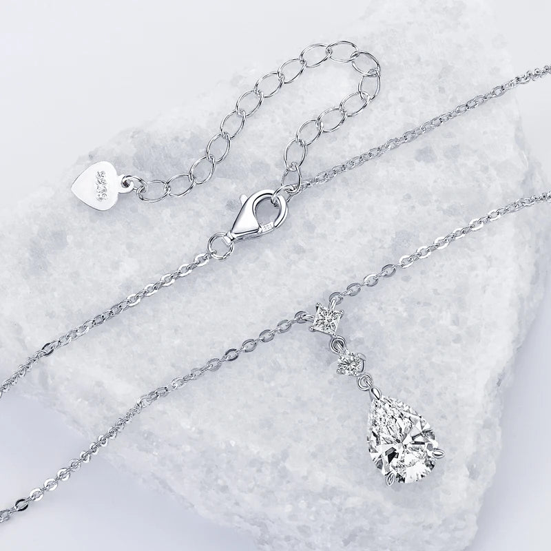 RAPRGOLD 2CT Moissanite Waterdrop Pendant Necklaces 925 Sterling Silver Necklace Chain for Women Girl Wedding Fine Jewelry Gift