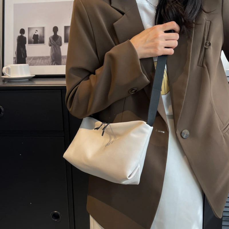 Men's Mini Casual Small Satchel Crossbody Bag Men and Women Versatile Student Trend Phone Bag Shoulder Sports Boy Trendy Bags