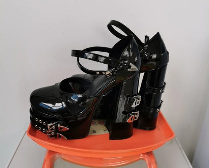 Punk Style Black Rivet Buckle High Heels Women's Trendy Gothic Sizes 36-47 Waterproof Platform Belt Buckle Thick Heel Nude Shoes