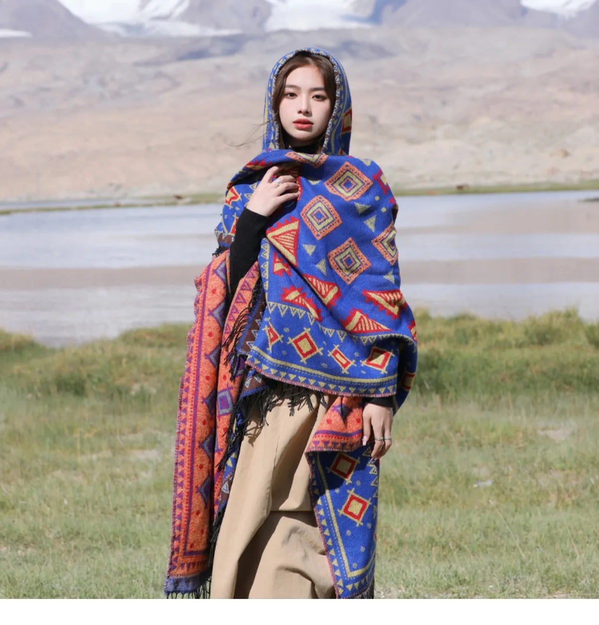 GypsyLady Bohemian Vintage Chic Cloaks Capes Hooded Blue Women Autumn Warm Knitted Ethnic Capes Tassels Cloak Poncho Outwear New