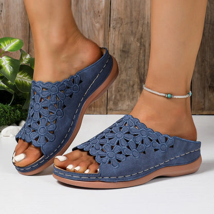 Women Slippers Elegant Floral Comfort Sandals Hollow-Cut Stylish Wedge Slippers Designer Versatile Slides Women Beach Shoes