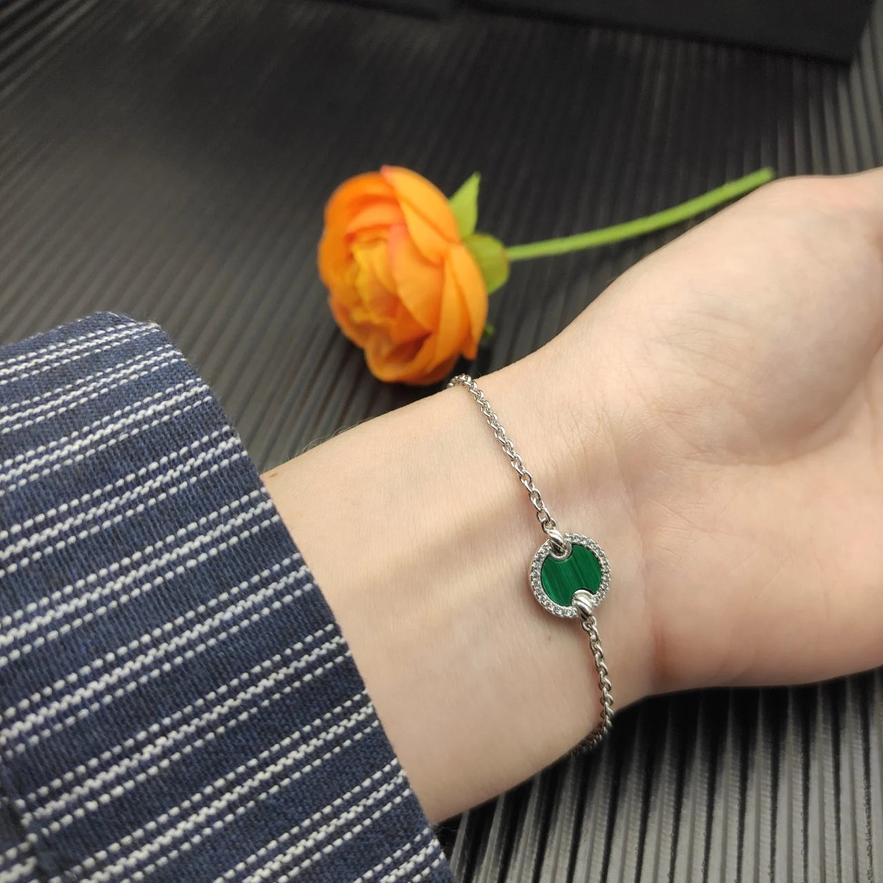 2026 New DY High Quality Bracelets Collection Luxury Trend Jewelry Gift Simple Fashion Design Suitable for Both Men and Women 2