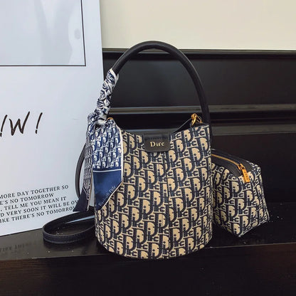 Vintage Light Luxury Bucket Bag Handbag for Women 2026 New Spring High-End Versatile Commuting Shoulder and Crossbody Bag