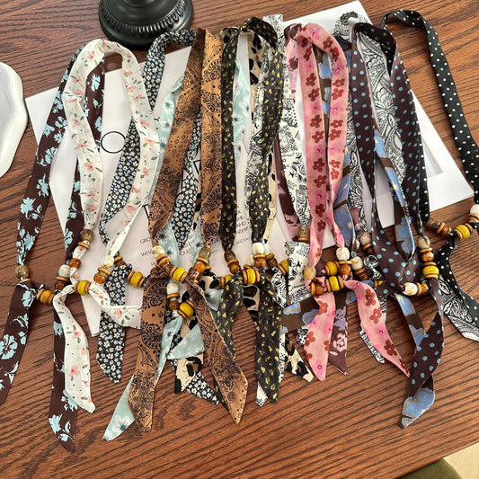 Boutique Retro Cashew Flower Lazy Bead Scarf for Women with Design Flair, Unisex, Versatile, and Stylish