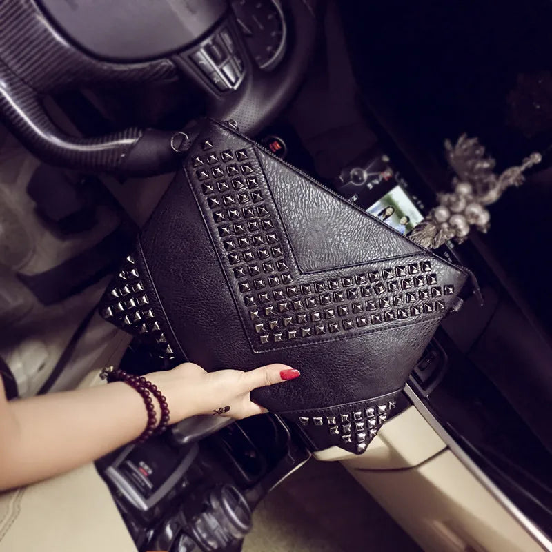 Envelope Clutch Bag for Women Luxury Design Handbags Fashion Rivet Party Evening Clutches For Ladies Shoulder Bag A4 Briefcase