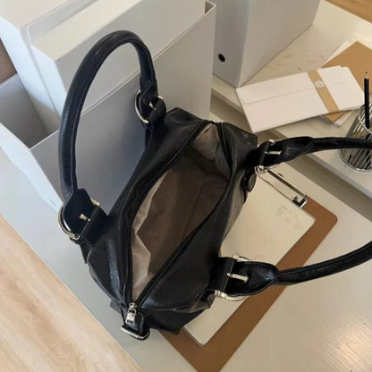 Fashion rivet women Shoulder Bag PU leather Hot girl motorcycle bag bolsa feminina female Underarm Bag ladies big handbag Black
