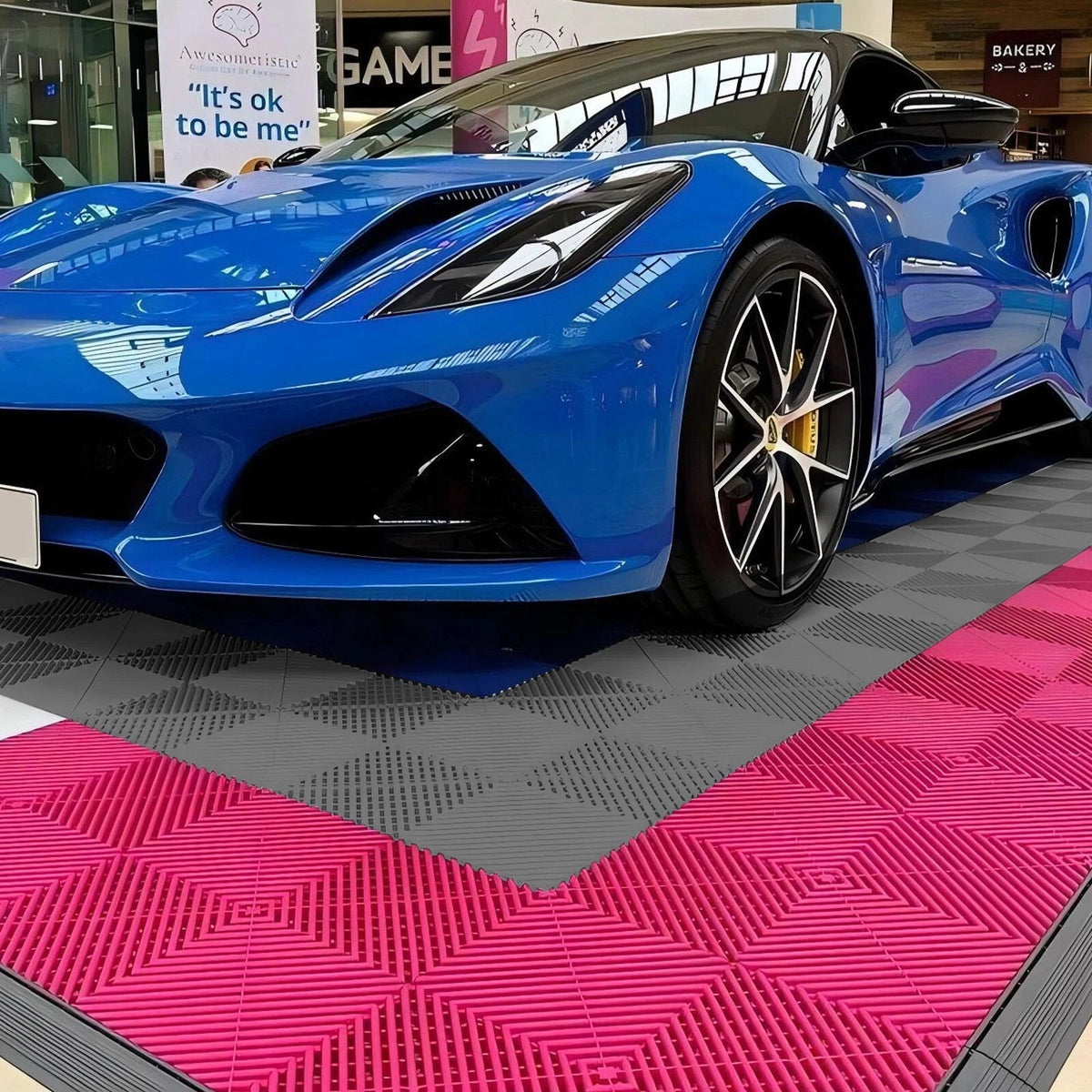 40PCS Pvc Garage Floor Tiles High Quality Pvc Car Garage Flooring Mat PP Plastic Interlocking Car Wash Room Tiles