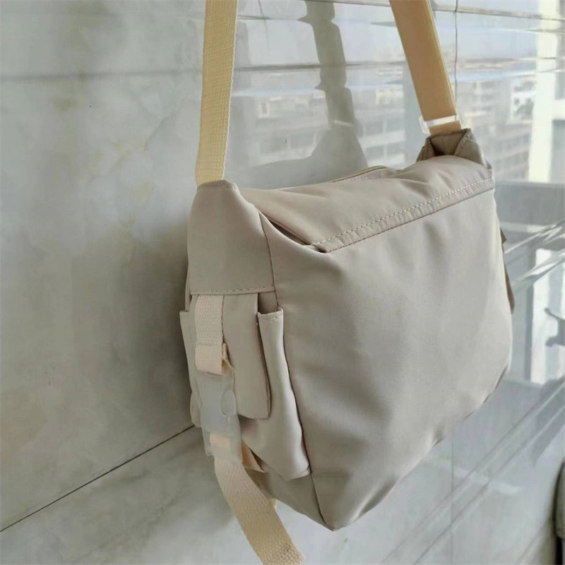 Waterproof Nylon Crossbody Bags for Women Shoulder Bags Youth Fashion Ladies Handbag Messenger Bag Teenagers Girls School Bags