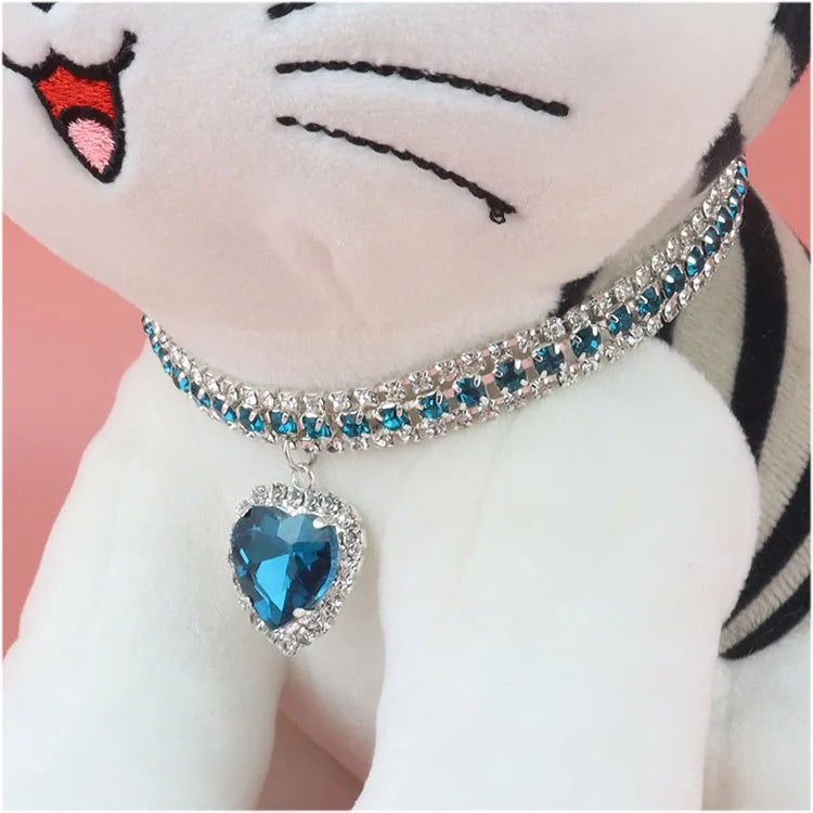 Cute Luxury Cat Collar Adjustable Cat Necklace Personalized Heart Pendant Rhinestone Kitten Puppy Collar Pet Grooming Accessorie