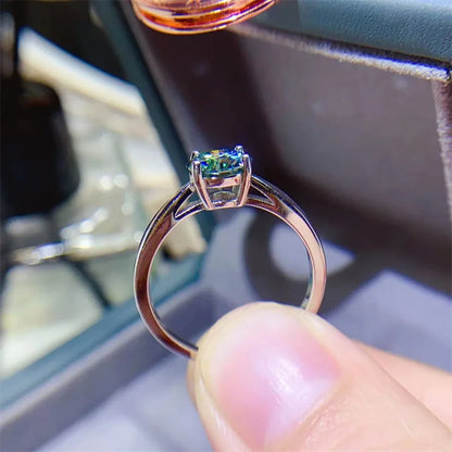100% Original 18K white gold and platinum PT950 green moissanite classic four-prong diamond ring with color certificate