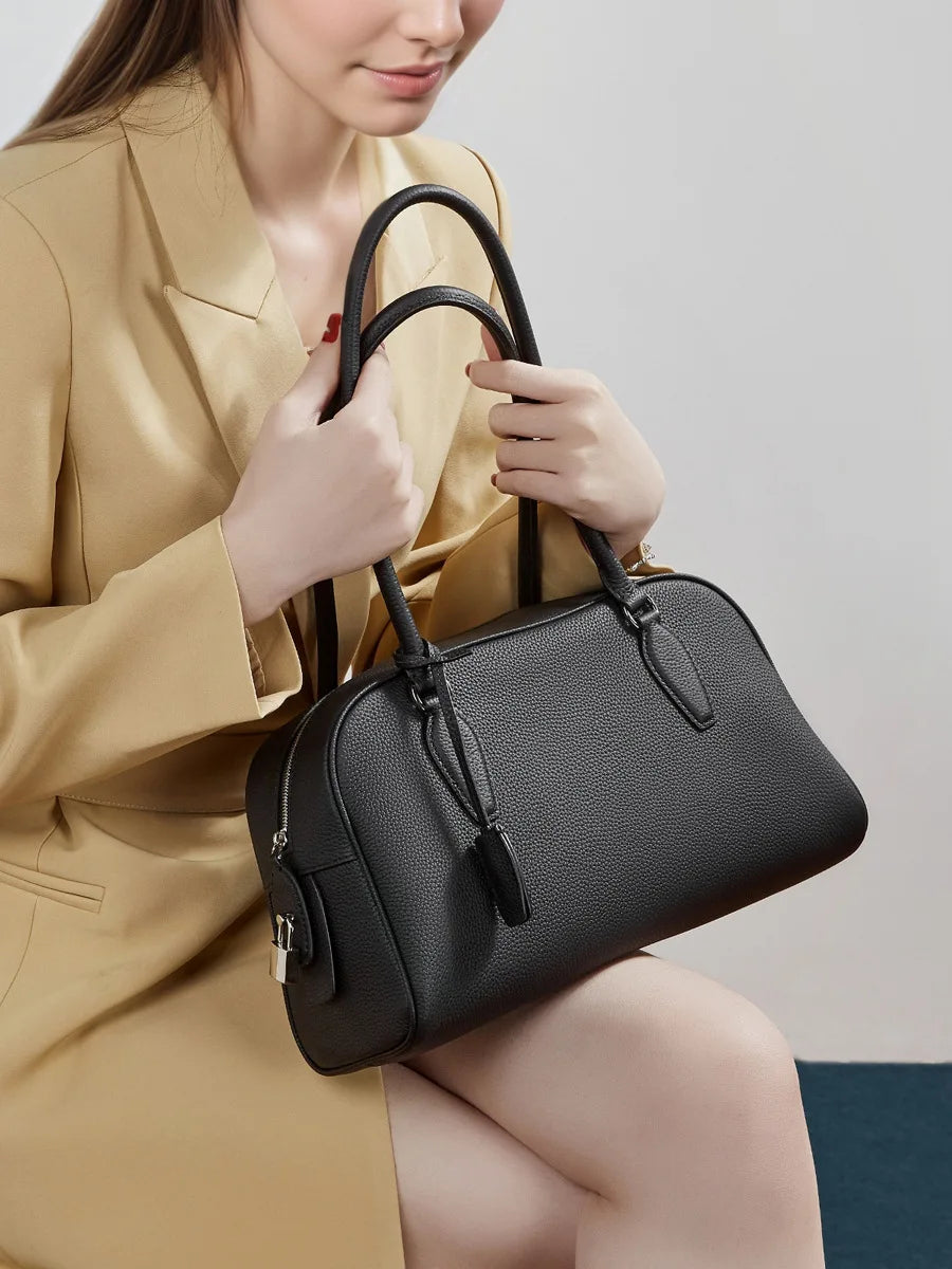 Women's Luxury Designer Handbags Genuine Leather Ladies Underarm Shoulder Bag New Fashion 2026 Cowhide Large Capacity Tote Bag