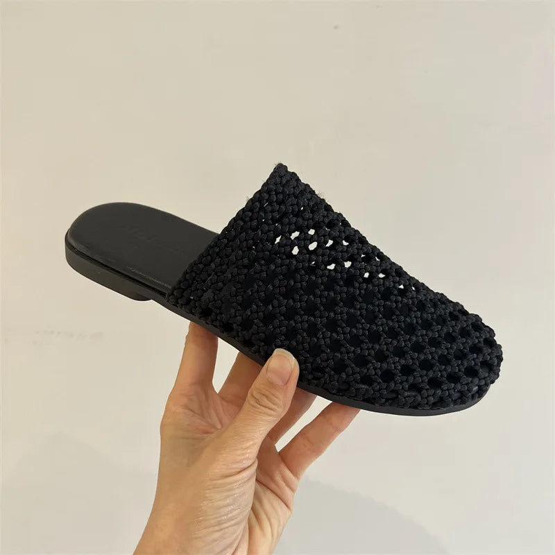 2026 Summer New Woven Flat Sandals Brathable Cover toe Slippers for Casual Outwear Women Hollow-out Casual Knitting Slides