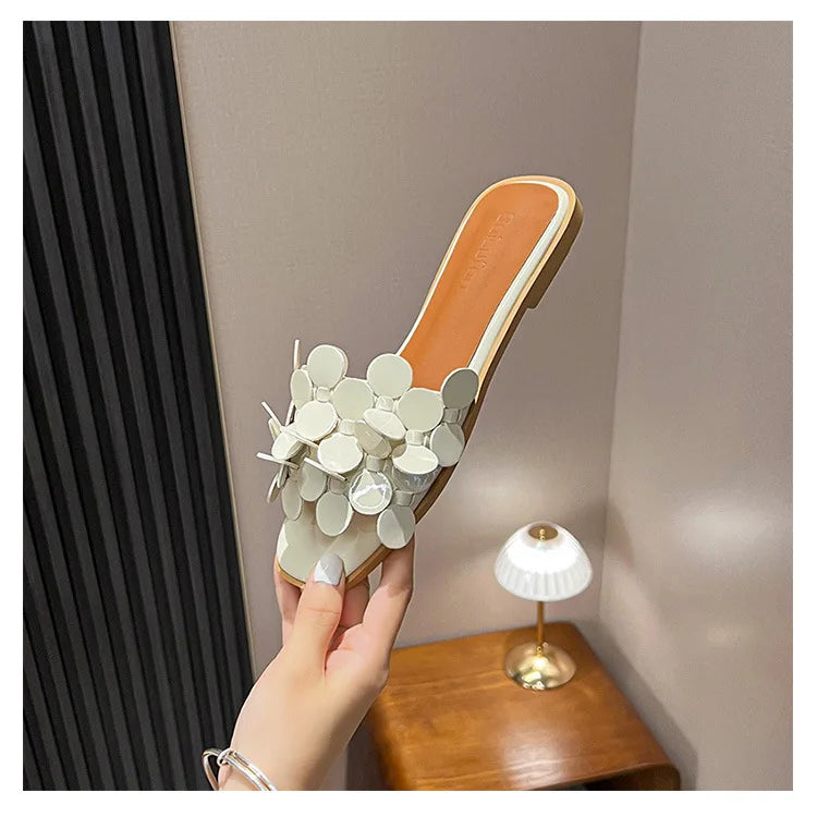 Luxury Floral Petal Flat Sandals Women 2025 Casual Slides Open Toe Sandalias Mujer Flipflops Home Slippers Femme Pantuflas Shoes