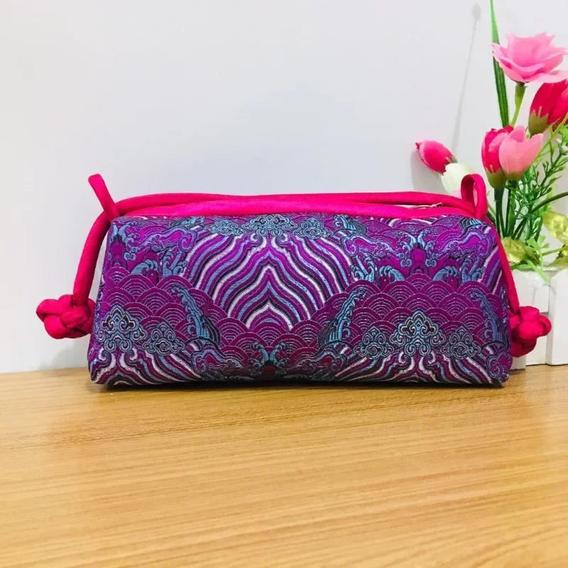 Fashion Luxury Chinese Style Silk Bag Women Handbag Japanese Hand Embroidery Totes Cheongsam Female Cosplay Bags Clutch Purses