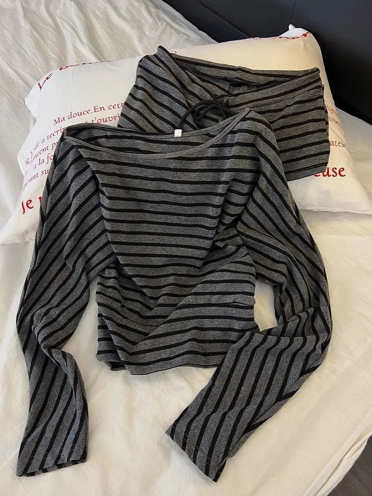Women Autumn 2Piece Outfits Fall Stylish Long Sleeve Off Shoulder Striped Crop Tops and Elastic Waist Shorts Set Y2k Clothes New