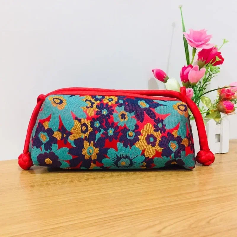 Fashion Luxury Chinese Style Silk Bag Women Handbag Japanese Hand Embroidery Totes Cheongsam Female Cosplay Bags Clutch Purses