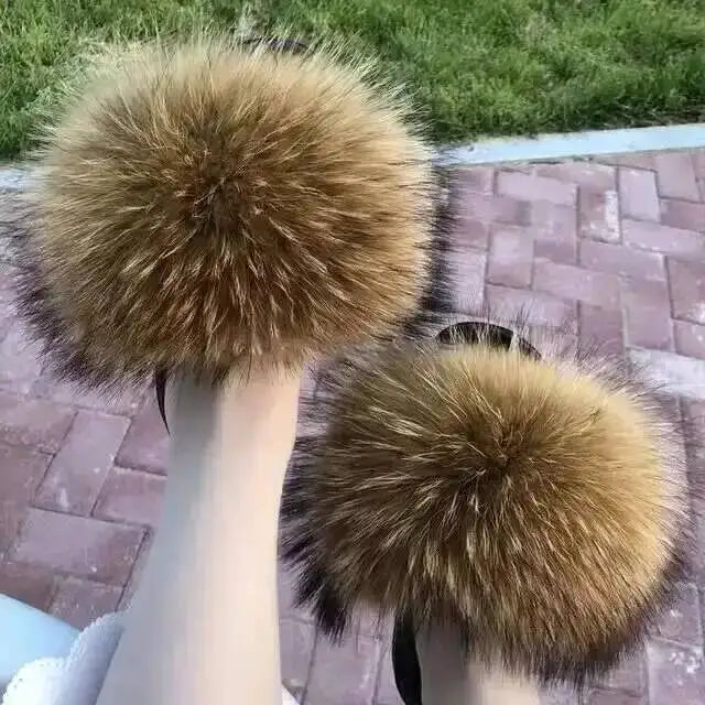 Real Raccoon Fur Slippers For Women 2026 Summer Fluffy Indoor House Fuzzy Flat Slides Outdoor Fashion Beach Sandals Flip Flops